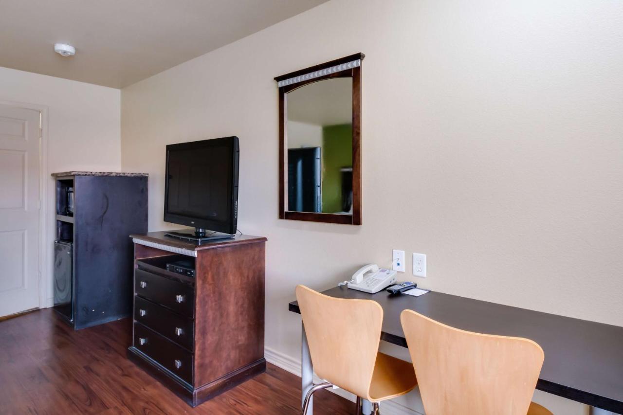 Motel 6 Floresville Exteriér fotografie